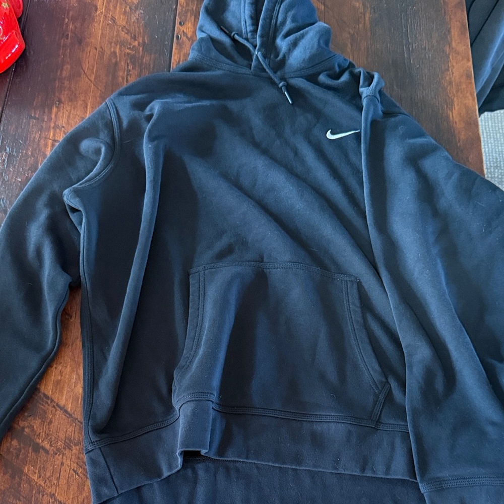 Nike Men's Navy Blue Hoodie